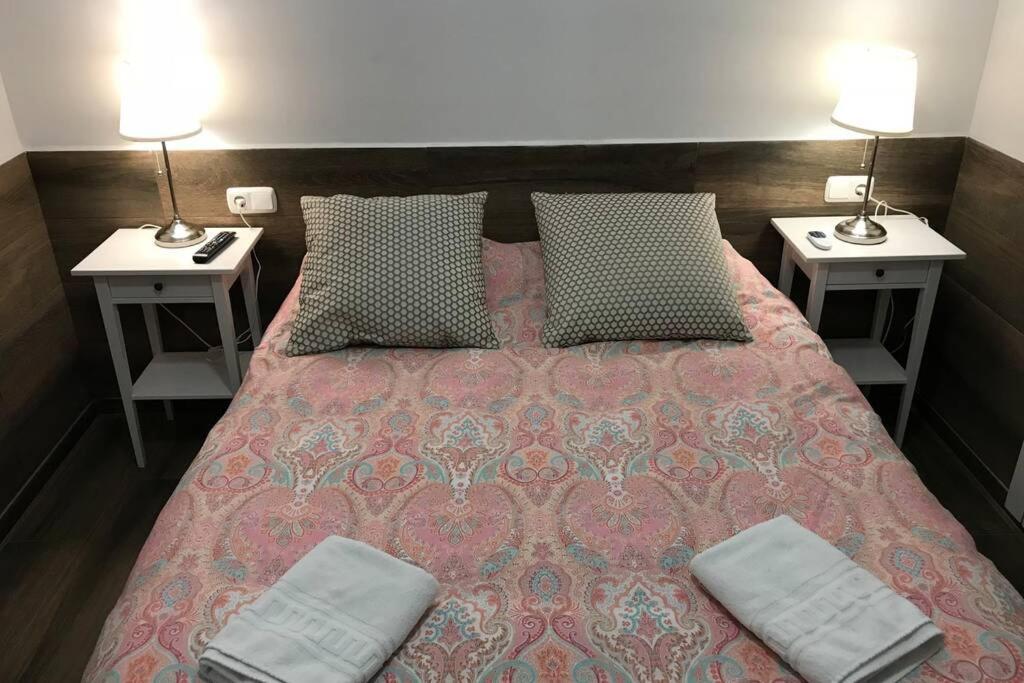 Bonito Apartamento Junto A Paseo De La Bomba Apartment Granada Luaran gambar